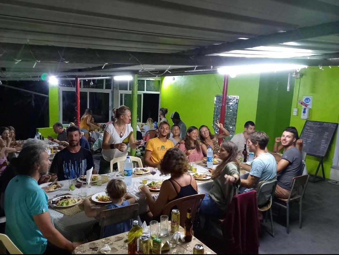 Port South East Tilapasse Resto & Guest House מראה חיצוני תמונה