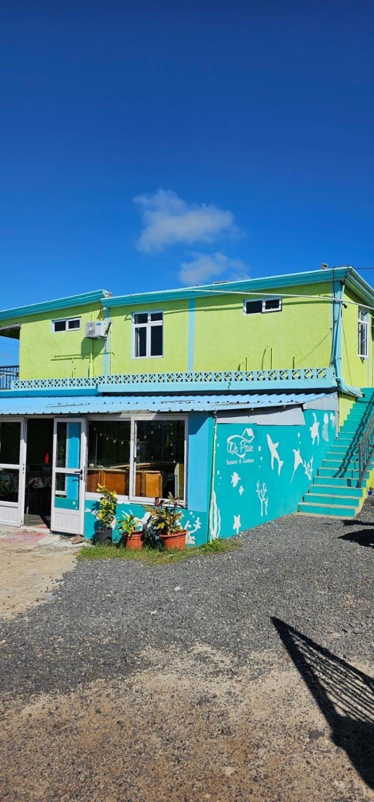 Port South East Tilapasse Resto & Guest House מראה חיצוני תמונה